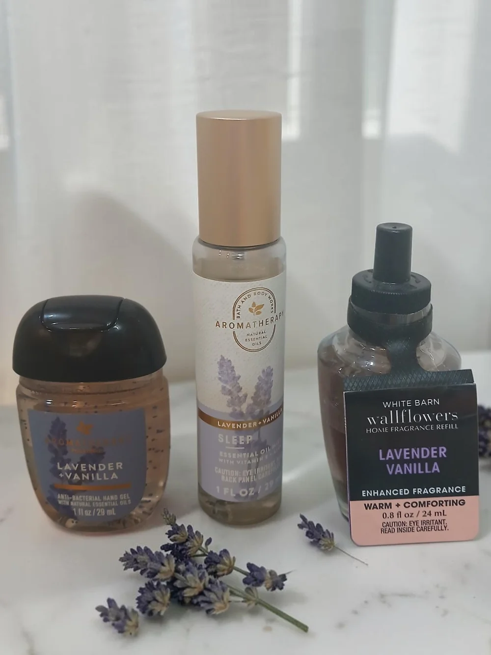 Lavender Vanilla Wallflowers Refill, Essential Oil And Pocketbac- Purple & Black